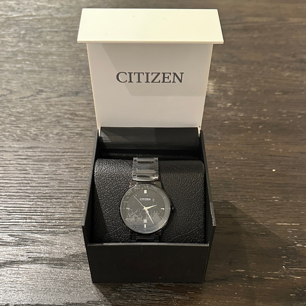 Citizen Men's Black and Silver Watch